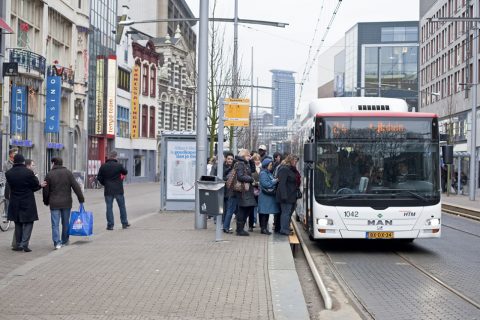 Bus op het Spui in Den Haag