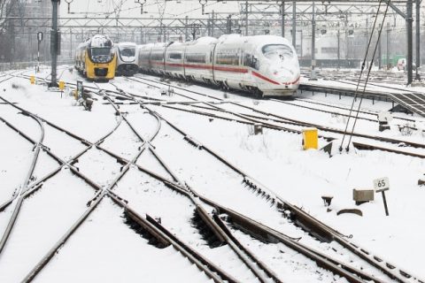 Sneeuw, spoor, Amsterdam Centraal, NS