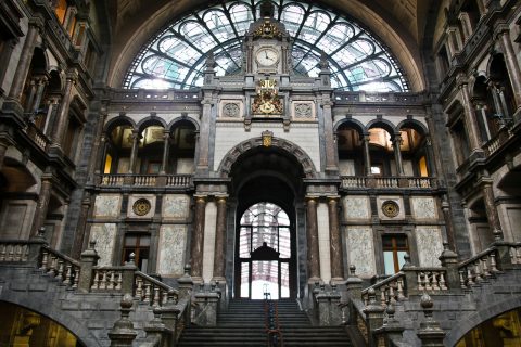 Antwerpen Centraal, treinstation