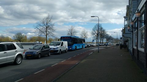 Bus, file, Kampen