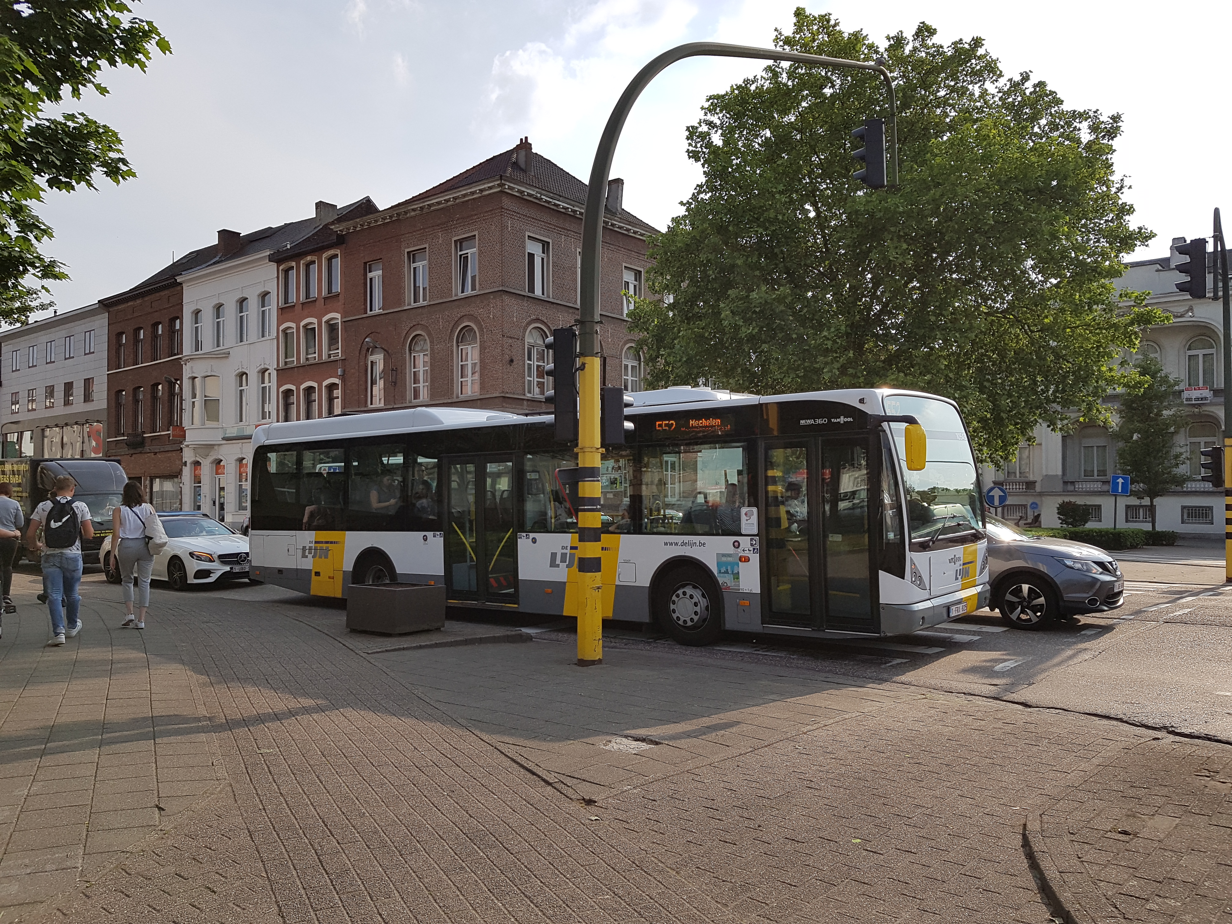Bus van de Lijn in Mechelen