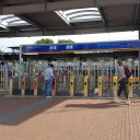 Incheckpalen op station Dordrecht, Arriva en NS