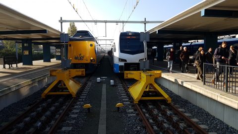 Treinen van NS en Keolis in op station