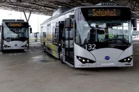 Busvervoer op Schiphol met BYD-bussen