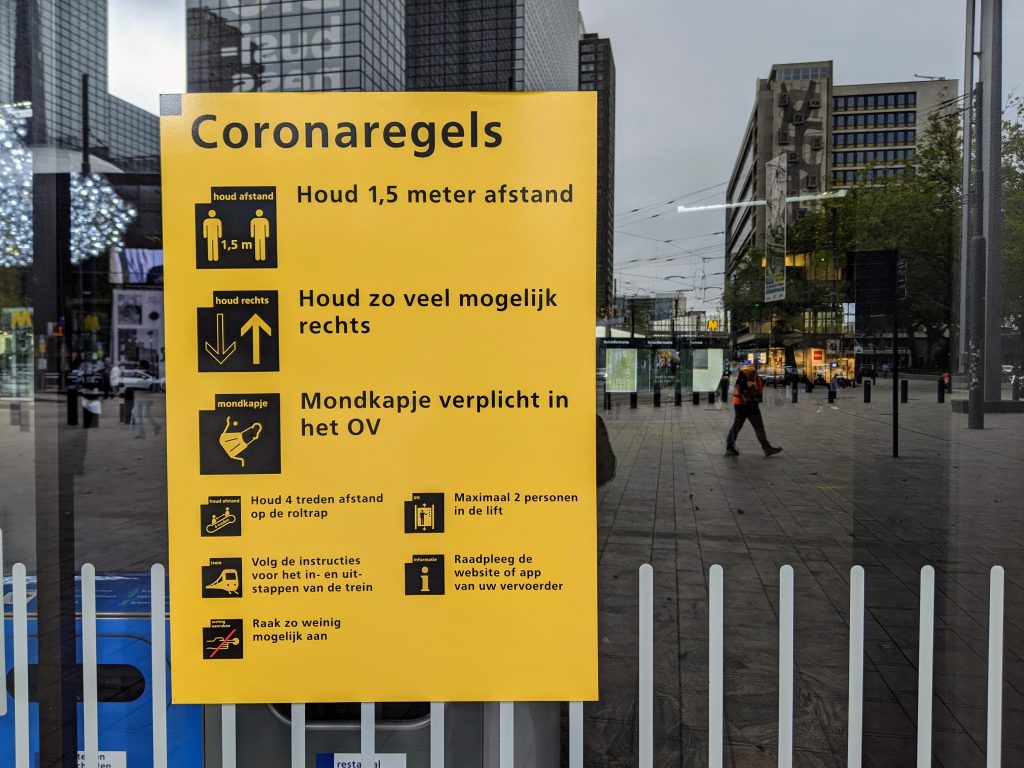 Coronaregels NS op Rotterdam Centraal