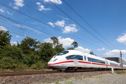 ICE-trein tussen Nederland en Duitsland