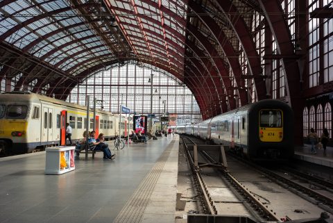 Station Antwerpen.